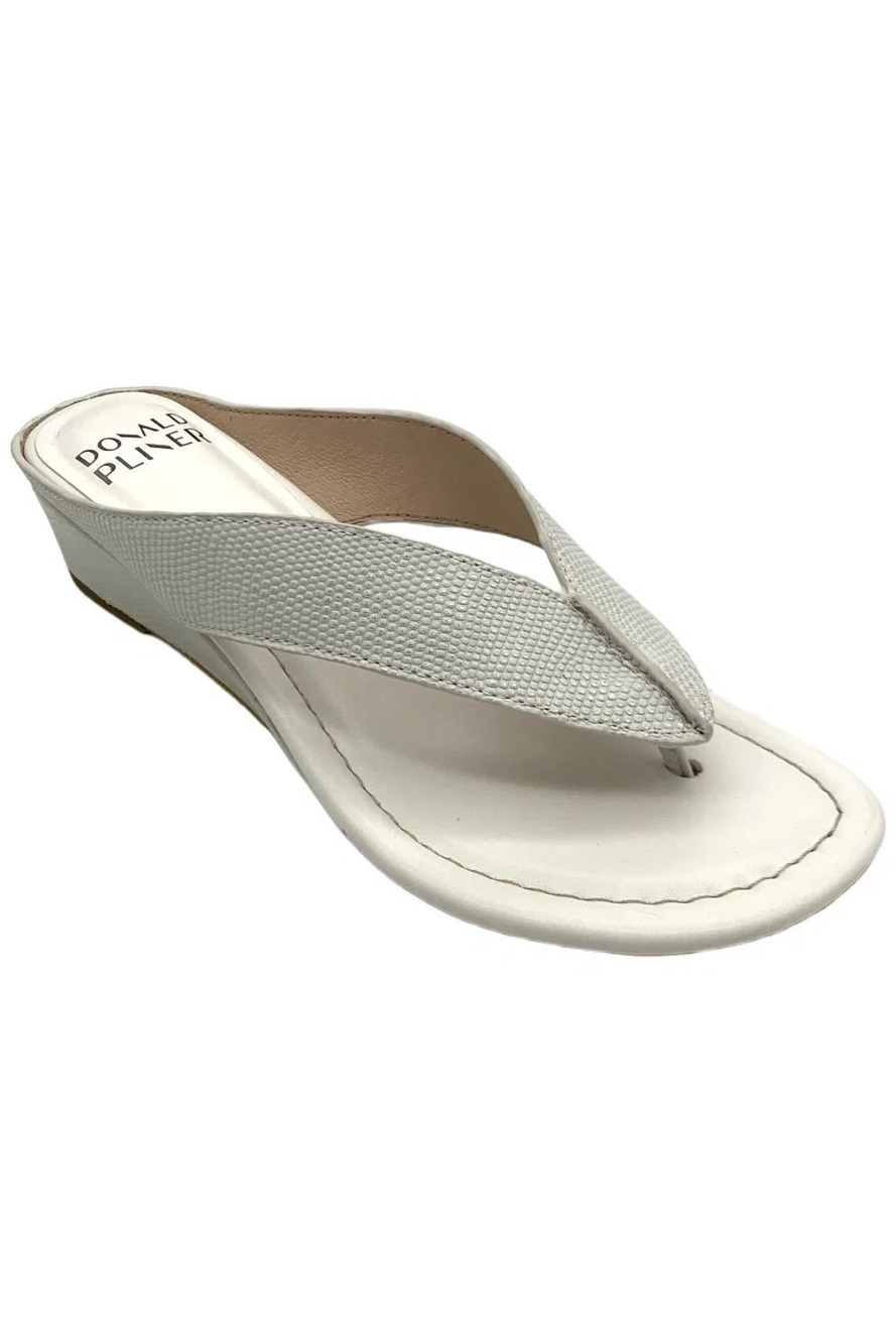 Donald Pliner Women's Vylette Lizard Print Wedge Sandals Porcelain - Medium